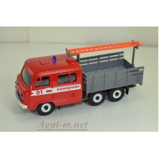 12104-1-УСР УАЗ-39094 Фермер длиннобазный пожарный с лестницей (пластик крашенный), красный